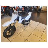 2024 White Kayo EKMB