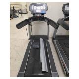 Life Fitness 95T Treadmill (Damaged Belt).