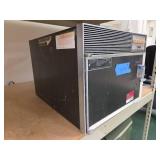 Amana Radarange Microwave Oven