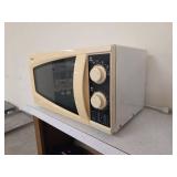 Galanz Countertop Microwave Oven