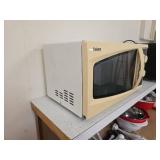 Galanz Countertop Microwave Oven