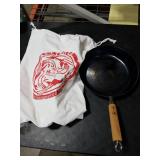 ZhenSanHuan Toxin Free Teflon free Non Sticky Saute Pans Fry Pans Omelete Pans (Seasoned 28CM/11