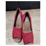 TOMS womens Classic Espadrille Wedge Sandal, Red Crosshatch Jacquard, 8.5 US - Retail: $51