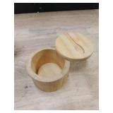 Loscarol 1Pcs Bamboo Salt Cellar Spice Box with Magnetic Swivel Lid and Spoon, Bamboo Storage Box Salt Container to Storage Pepper, Table Salt, Gourmet Salts, Spice, 6 oz
