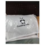 New Cuddling Baby Bath Kneeling Pad - Retail: $60
