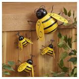 Yungeln Metal Wall Art, 4PCS Metal Bumble Bee Wall Decor, 3D Iron Bee Art Sculpture Hanging Wall Decorations for Outdoor Home Garden - Retail: $14