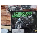 RiceBlock Motorcycle Toys Building Blocks Set, 1:8 Scale Model Gift, Suitable for Motorcycle Models for Boys Age 8-12, 575 Pieces - Retail: $22