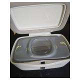 OXO Tot Perfect Pull Wipes Dispenser, Gray - Retail: $21