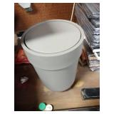 Touch Consumables HSM Plastic 2 Gallon Swing Top Trash Can
