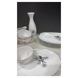 Kutani Pine Branch Tea Set with Bird Motif