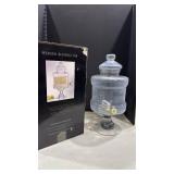 Pedestal beverage jar