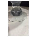 Pedestal beverage jar