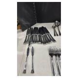 Zwilling J.A. Henckels silverware set 81 pieces