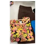 Chicos Bottoms 10R and Tops are M L