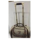 London Fog Cambridge II 15" 8 Wheel Under Seat Bag