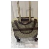 London Fog Cambridge II 15" 8 Wheel Under Seat Bag