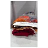 2 throw blankets