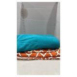 King size duvet cover with pillowcases and blanket