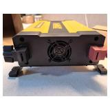 DEWALT DXAEPI1000 Professional 1 000-Watt Digital Power Inverter  DXAEPI1000 - Retail: $150