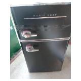 Retro 3.2 Cu. Ft. 2 door Mini Fridge in Black - Retail: $270