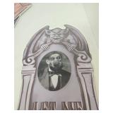 Hiboom 4 Pcs Halloween RIP Graveyard Tombstones with 4 Pcs 3D Changing Face Moving Picture Frame - Retail: $0