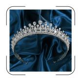 QXMYOO Vintage Women Wedding Tiaras Silver Cubic Zirconia Pageant Crowns Sweet 16 Birthday Prom Party Quinceanera Crowns Bridal Hair Accessories (Silver)