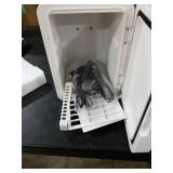 Skincare Fridge With Dimmable LED Light Mirror, 4L Makeup Mini Fridge for Bedroom, Car, Office & Dorm, Cooler & Warmer, Portable Small Refrigerator for Cosmetics, Skin Care and Food, White