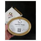 97 Decor Vintage Oval Picture Frame 5x7 - Gold Oval Frame 5x7, Elegant Ornate Frames 5 By 7, Antique Looking Picture Frames 5 X 7 With Glass Front For Tabletop And Wall Hanging, Victorian Wall Decor