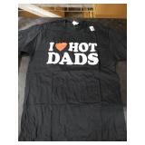 I Love / I Heart Hot Dads Shirt / T-Shirt Medium