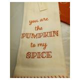 Set of 2 Fall Dish Towels Pumpkin - Retail: $5