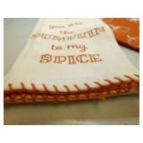 Set of 2 Fall Dish Towels Pumpkin - Retail: $5