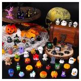 50pcs Halloween Mini Resin Figures 50 Styles Tiny Resin Figurines Little Small Figures to Hide Pumpkin Ghost Skull Miniatures Bulk for Halloween Party Favors Bag Fillers Garden Dollhouse Decor - Retai