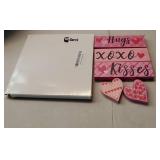 5 Pieces Valentines Day Desk Decorations Hugs Kisses Valentines Sign Wooden Decor Gift Mini Love Heart Wood Block Signs Wedding Tiered Tray Table Decorations(Pink)