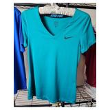 Nike Pro Athletic Shirts Medium/Large