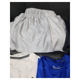 Under Armour Athletic Wear (S)
