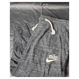 Nike Athletic Wear - Pants and Leggings Size Small/Medium