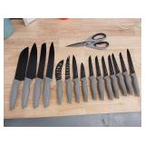 Professional Kitchen Knife Set with Scissors - Retail: $45