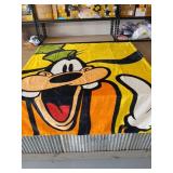 Disney Goofy Character Blanket 40 inches x 50 inches - Retail: $35