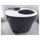 APPEARS NEW - IRIS USA Round Top Entry Cat Litter Box Litter Particle Catching Cover and Privacy Walls with Scoop  Dark Gray/White