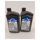Mopar Maxpro SAE 5W-20 Synthetic Blend Engine Oil, BB 6/18/2024, 2 Pack, 32 fl oz Each