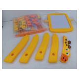 2-in-1 Childrens Drawing Board and Building Block Table