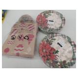 Holiday Paper Plates and Gift Bags Set