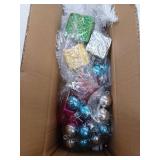 4Es Novelty 23 Inch Mini White Christmas Tree With Lights