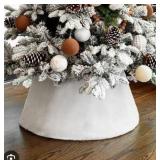 Plush Faux Fur 5 Sided Tree Collar With Lights, Gray