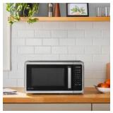 Vissani 0.9 cu. ft. 900-Watt Countertop Microwave in Stainless Steel Retail: $90