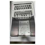 Vissani 7.0 cu. ft. Manual Defrost Chest Freezer with LED Light in White Garage Ready - Retail $270 (see description)