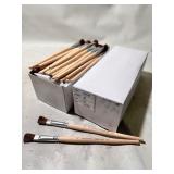 New 100pcs Lot of 1/2” Indeutsch Series-250 Paint Brushes New 100pcs Lot of 1/2” Indeutsch Series-250 Paint Brushes