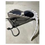 White Unique Sunglasses - Very Cool - Great for Urban Photoshoots White Unique Sunglasses - Very Cool - Great for Urban Photoshoots