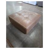 Wallingford 6-pc Modular Leather Sectional with Ottoman - Carmel  - Retail: $4,900