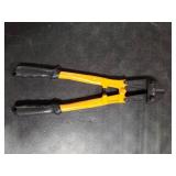 KSEIBI 141575 Small Bolt Cutters 14 inch, Heavy Duty Chrome Vanadium Wire Bolt Cutter with Soft Grip Ergonomic Handle, Ideal for Cutting Small Fences, Steel Wire, Chains, Screws, Locks, and Rivet